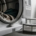 Comment fonctionne un seche linge : condensation, bac et gaine d’évacuation